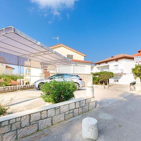 Apartments Ruza A Lopar Exterior photo