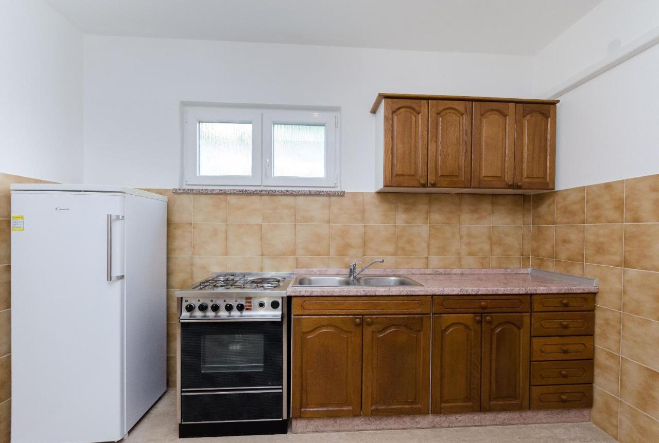 Apartments Ruza A Lopar Exterior photo